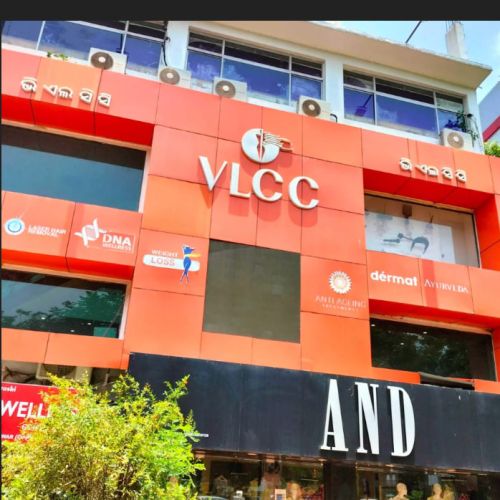 VLCC Healthcare Ltd Skin Care Clinics Dermatologists